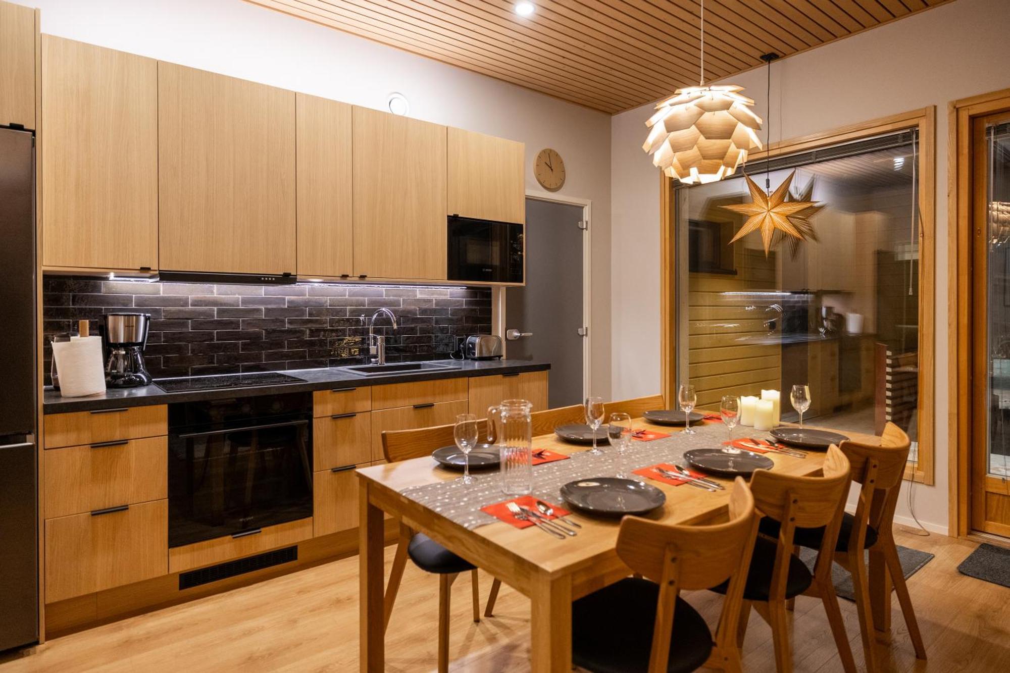 רובניימי Premium Lapland Villa With Jaguzzi מראה חיצוני תמונה