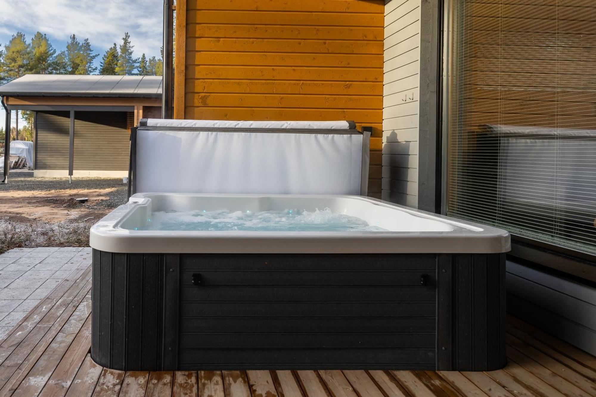רובניימי Premium Lapland Villa With Jaguzzi מראה חיצוני תמונה